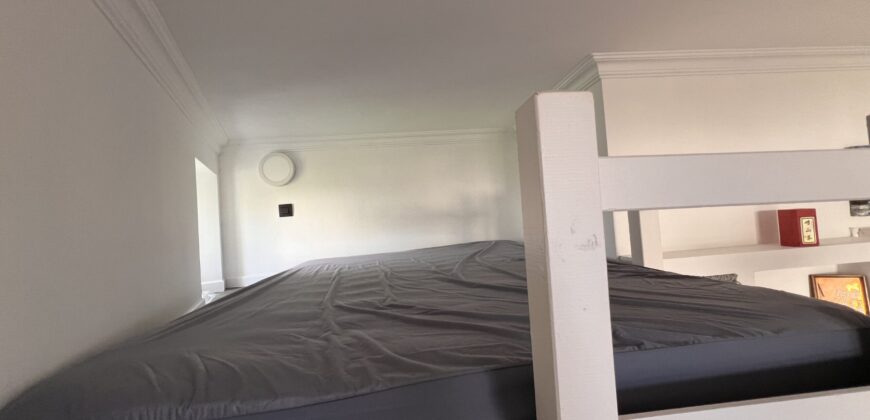 EXCLU Vue Océan – Quartier du Phare –  Studio en excellent état avec mezzanine