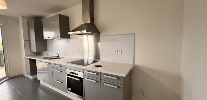 Saint Martin de Seignanx- Centre Ville- Exclu- T3 de 62 m² avec Terrasse de 13 m² – Vue Dégagée