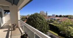 Biarritz- Location Meublée à l&rsquo;Année – T2 avec Terrasse et Parking